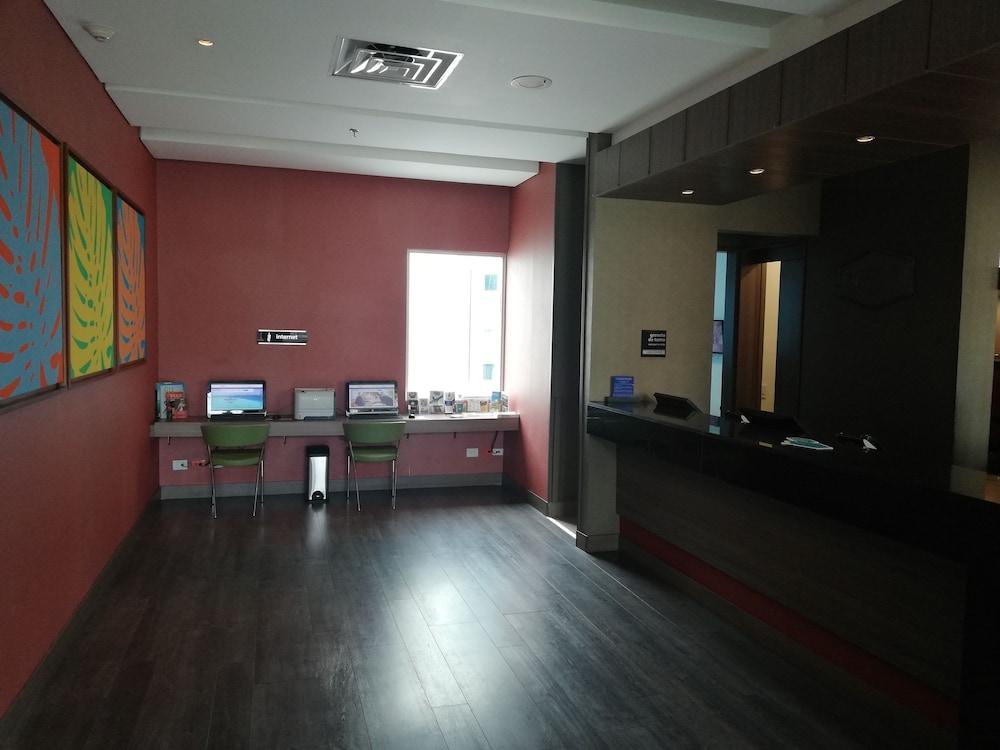 Hampton By Hilton Cali Ξενοδοχείο Εξωτερικό φωτογραφία