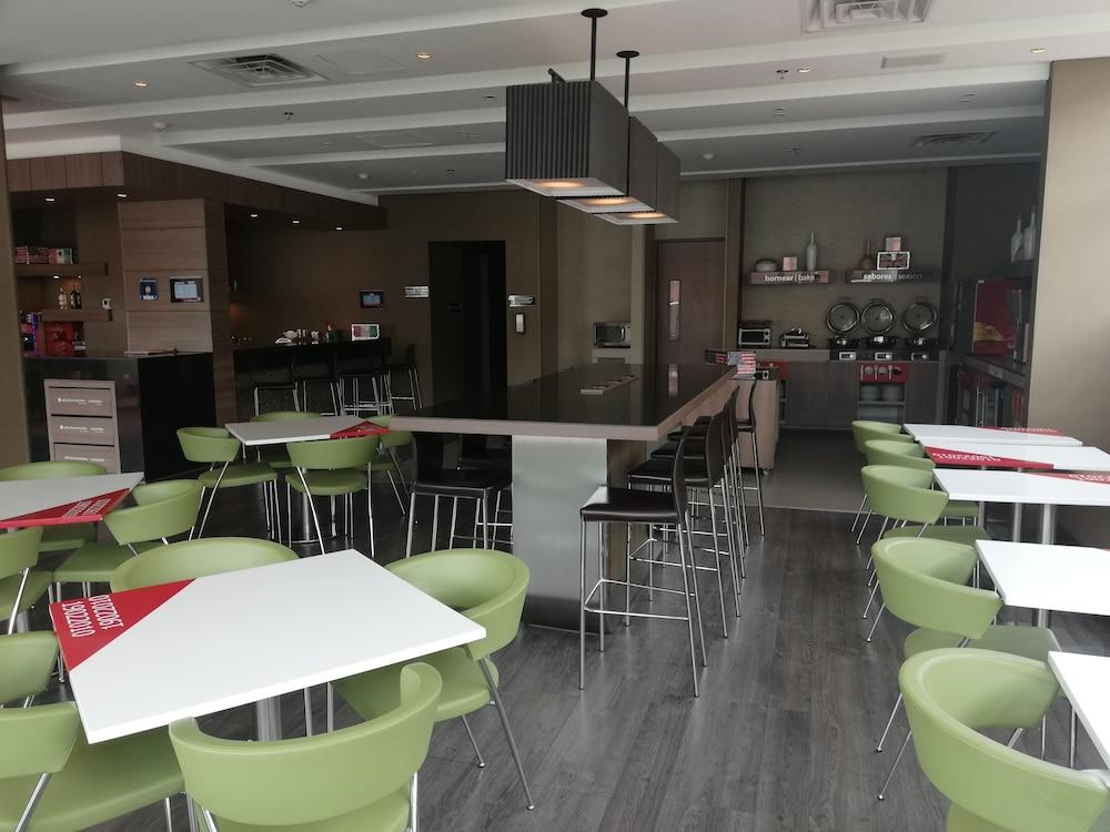 Hampton By Hilton Cali Ξενοδοχείο Εξωτερικό φωτογραφία